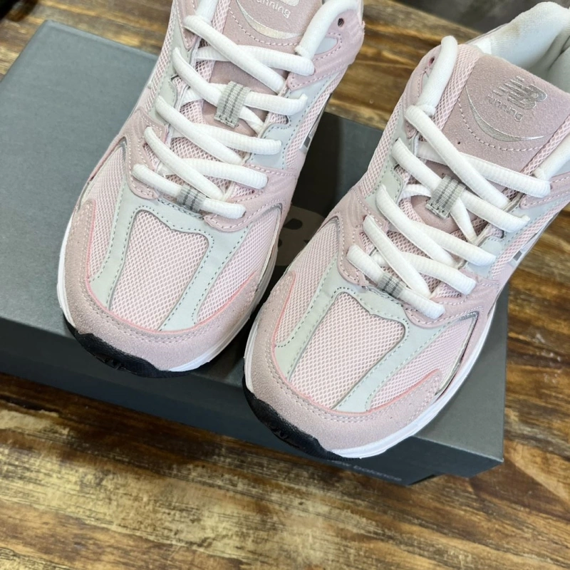 Elegant Othxr Sneakers 216018