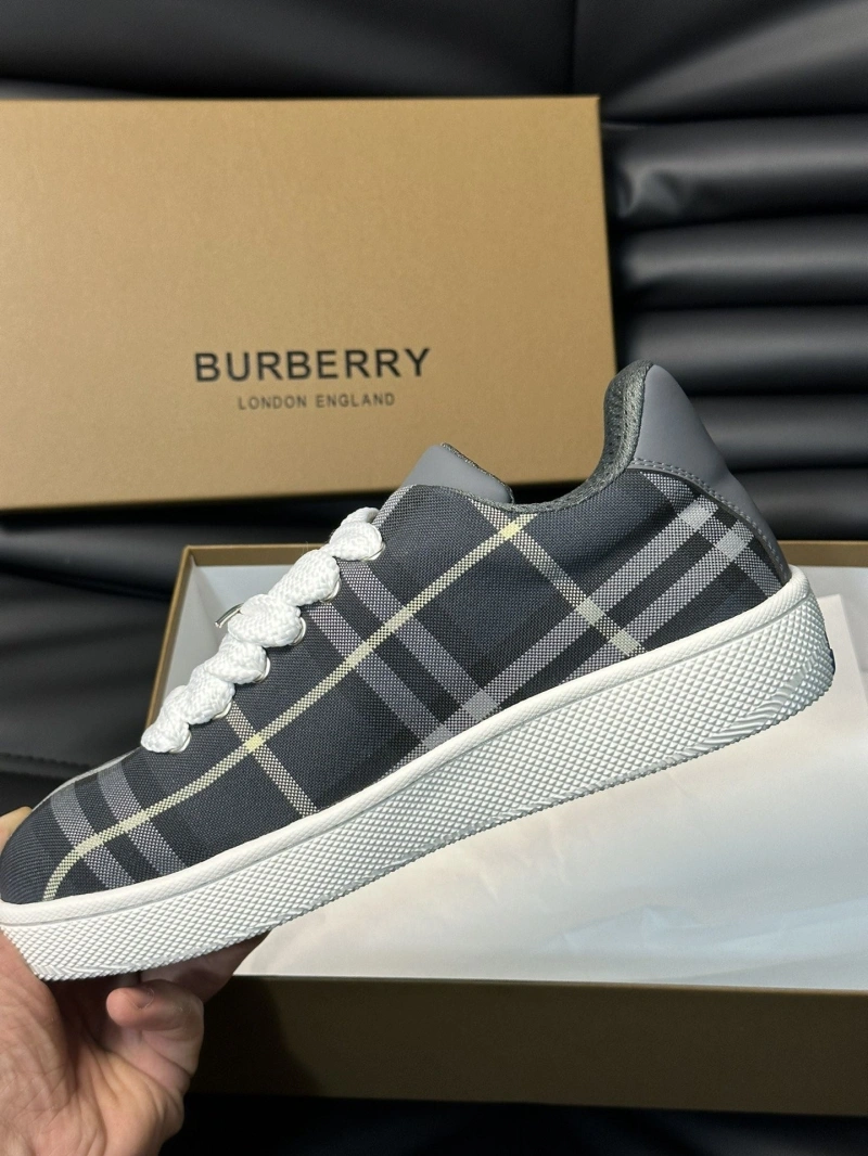 Classic Bxrbxrry Sneakers 115361