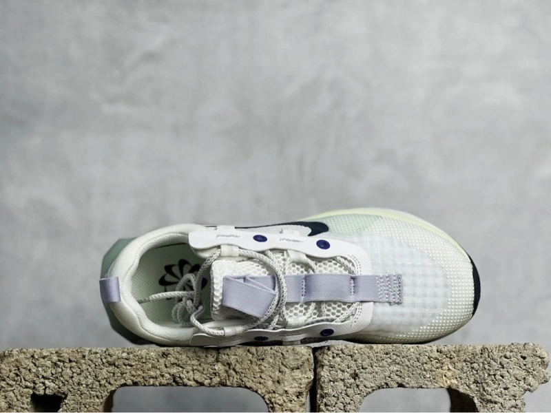 Vibrant Nxkx Sneakers 199534