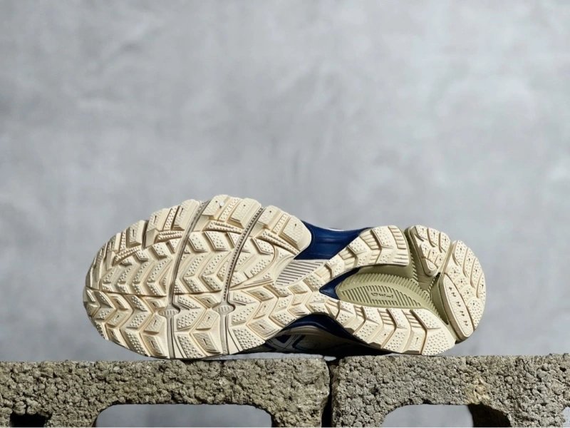 Bright Othxr Sneakers 216007