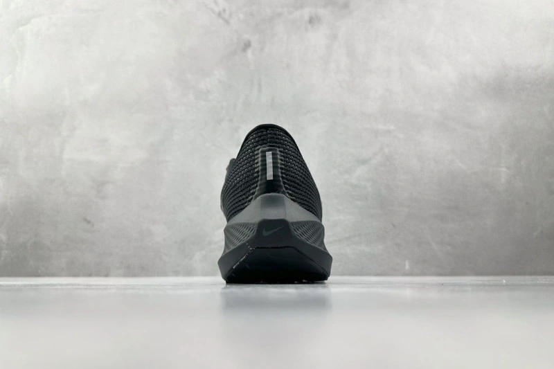 Refined Nxkx Sneakers 199516