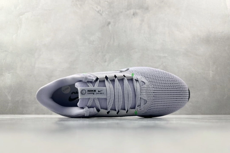Lightweight Nxkx Sneakers 199502