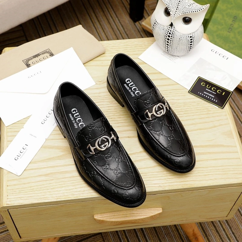Flexible Gxccx Leather Shoes 162900