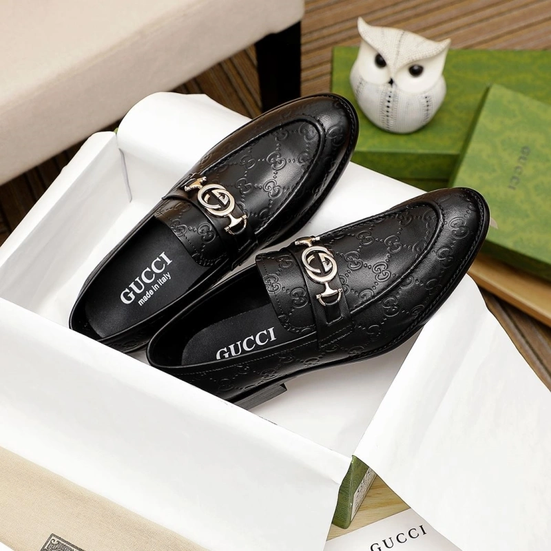 Flexible Gxccx Leather Shoes 162900