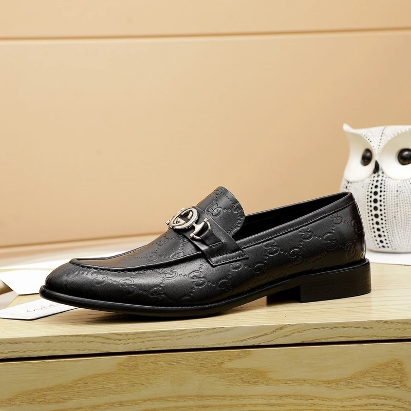 Flexible Gxccx Leather Shoes 162900