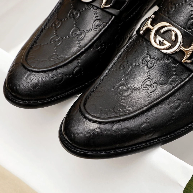 Flexible Gxccx Leather Shoes 162900