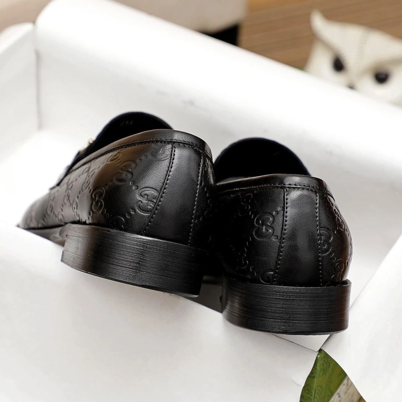Flexible Gxccx Leather Shoes 162900