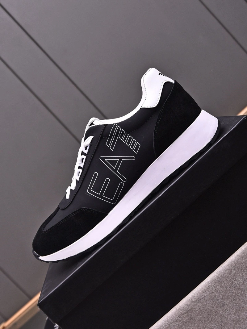 WellDesigned Armxnx Sneakers 108810