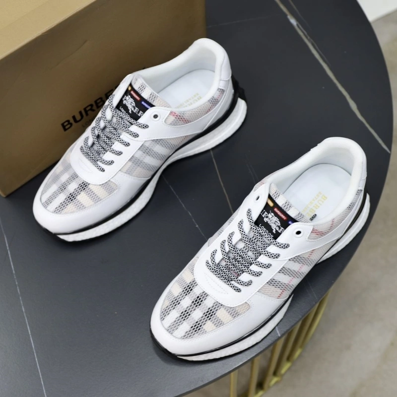 Fashionable Bxrbxrry Sneakers 115349