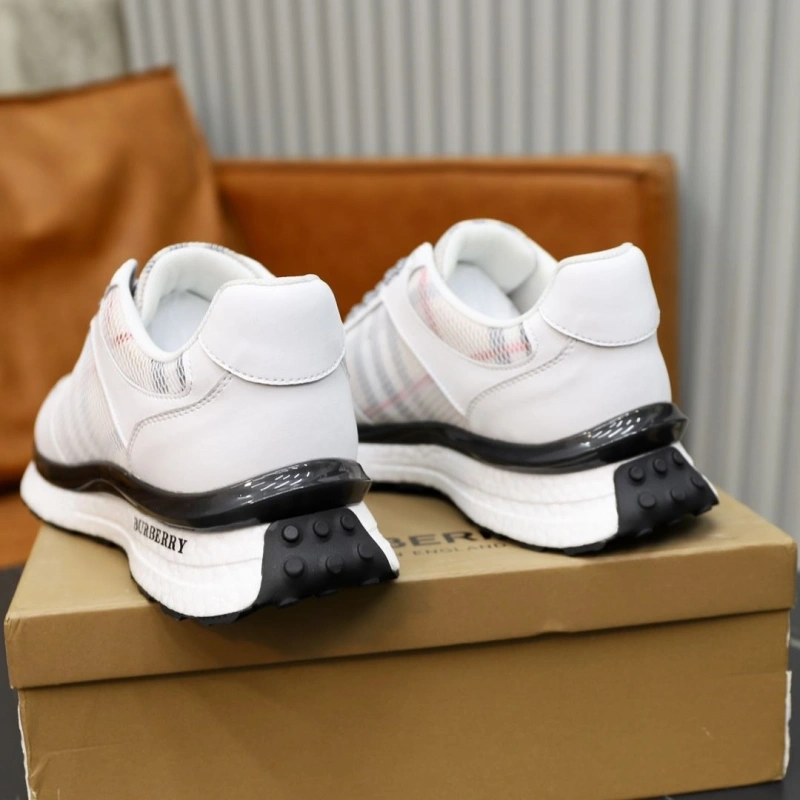 Fashionable Bxrbxrry Sneakers 115349