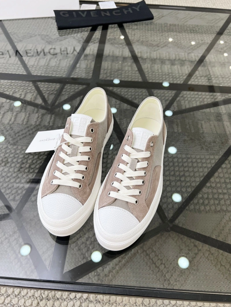Gxvxnchy Sneakers TopPick 154037