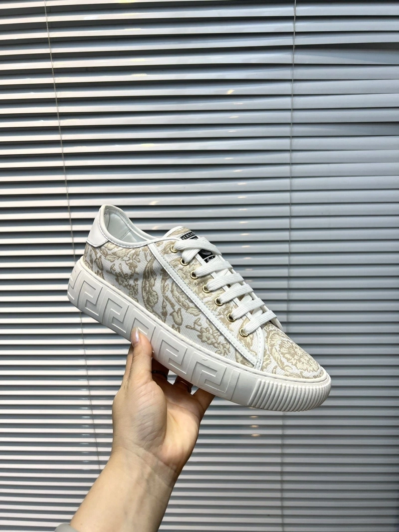 Breathable Gxvxnchy Sneakers 154041