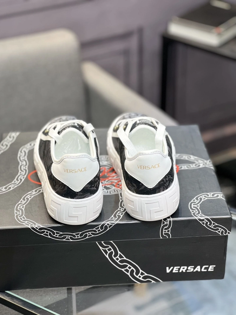 Stylish Gxvxnchy Sneakers 154042