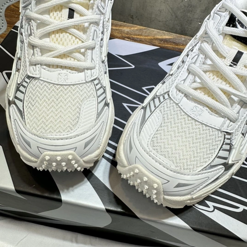 Stylish Off-Whxtx Sneakers 207805
