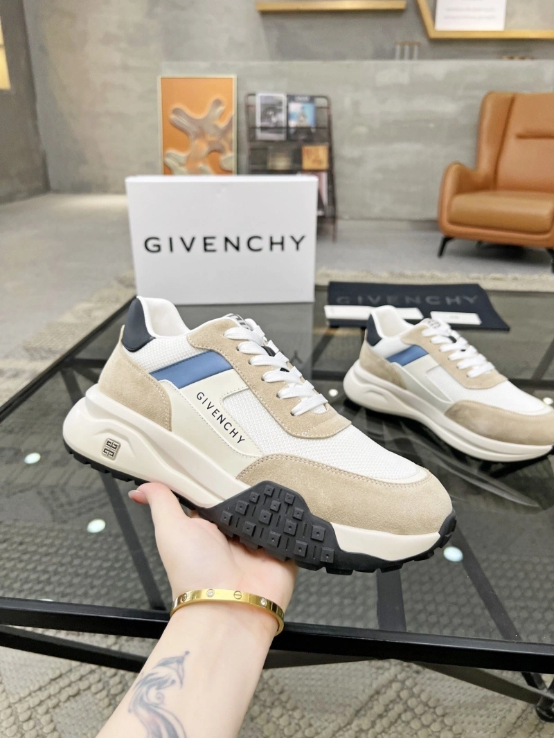 Gxvxnchy Sneakers Practical 154031