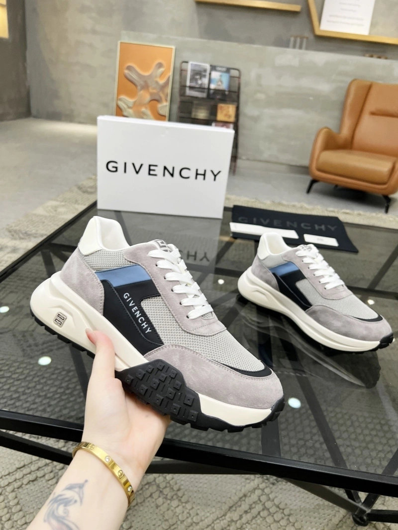 Gxvxnchy Sneakers Efficient 154028