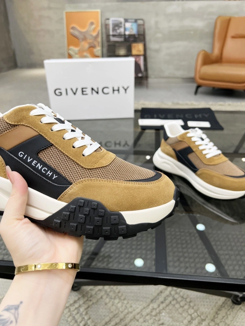 Gxvxnchy Sneakers Affordable 154033