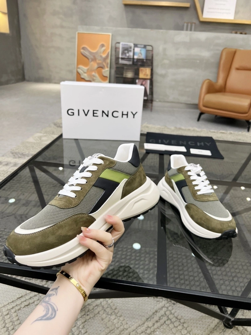 Gxvxnchy Sneakers Minimalist 154026