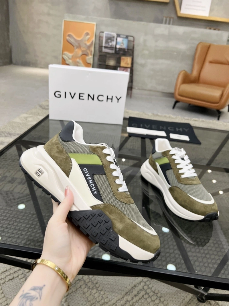 Gxvxnchy Sneakers Minimalist 154026