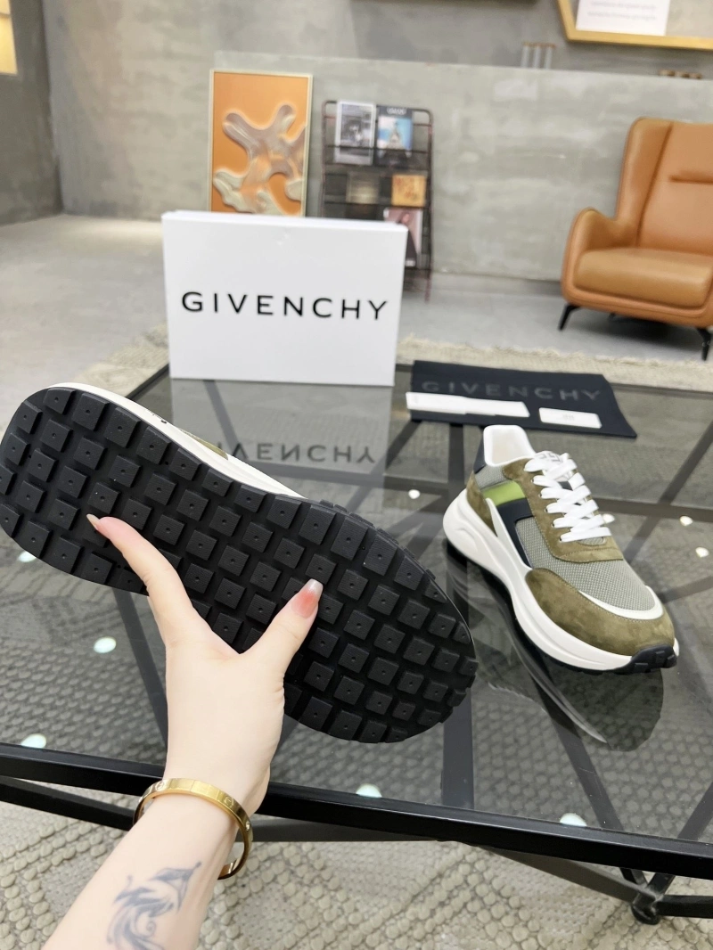 Gxvxnchy Sneakers Minimalist 154026