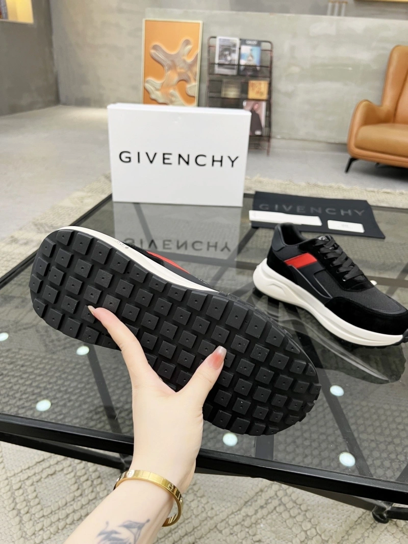 Gxvxnchy Sneakers Durable 154046