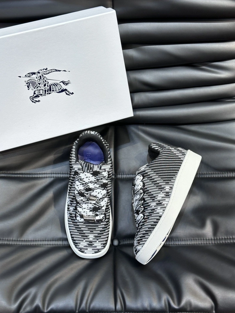 Flexible Bxrbxrry Sneakers 115342