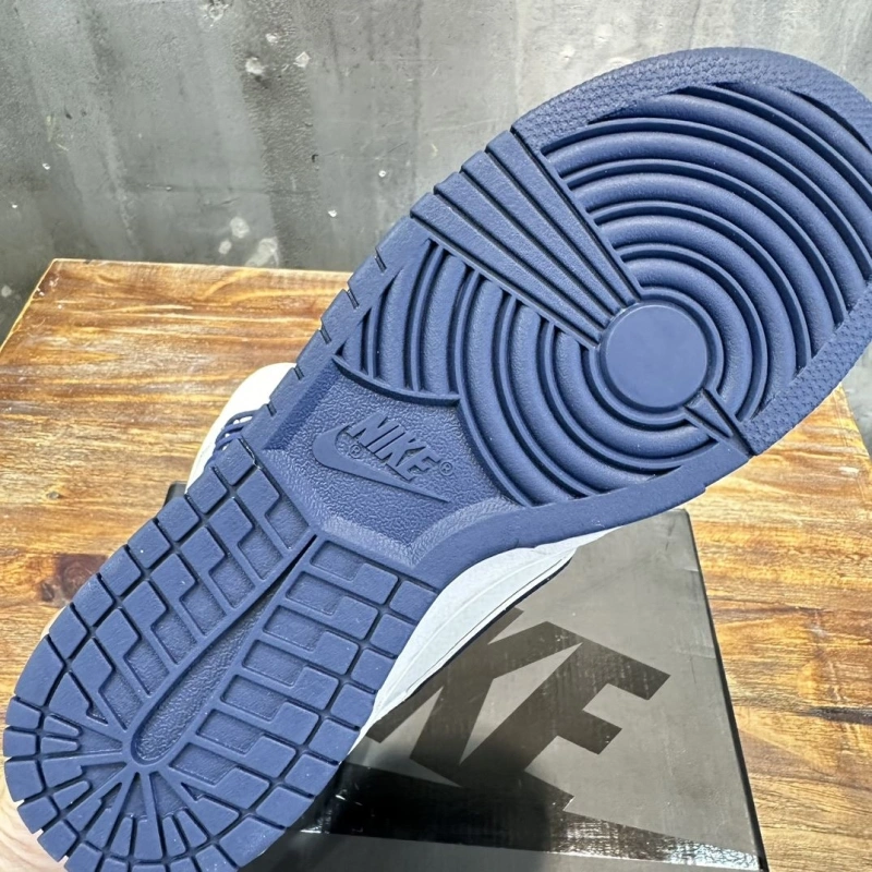 Functional Nxkx Sneakers 199481