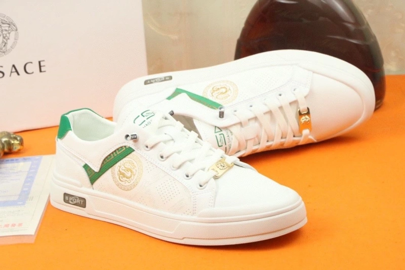 Gxvxnchy Sneakers Bold 154030