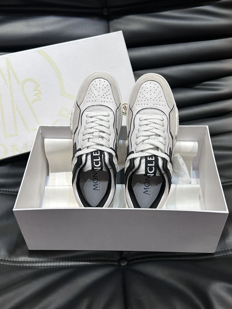 Minimalist Mxnclxr Sneakers 197641