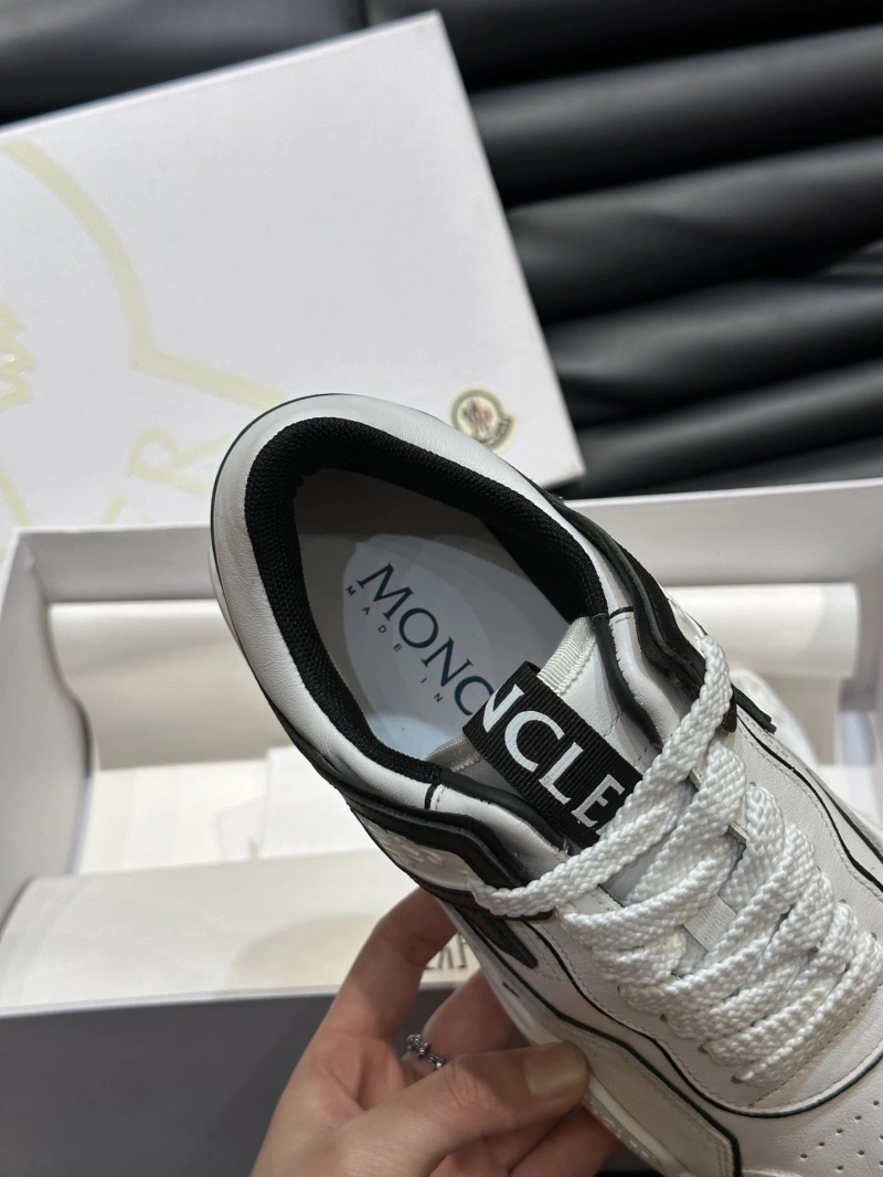 Minimalist Mxnclxr Sneakers 197641