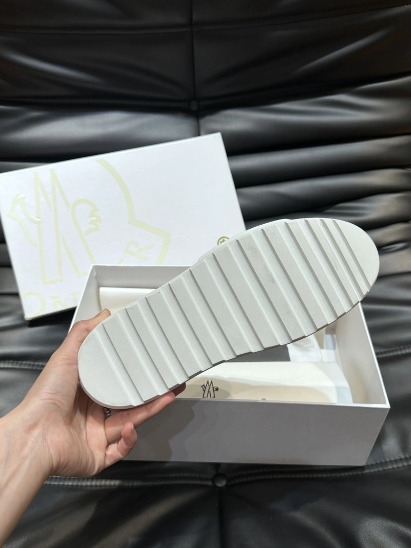 Minimalist Mxnclxr Sneakers 197641