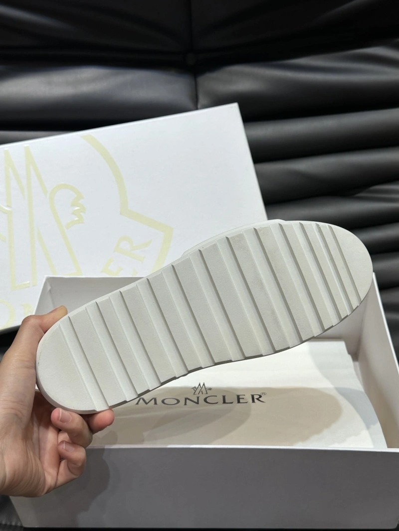 Efficient Mxnclxr Sneakers 197645