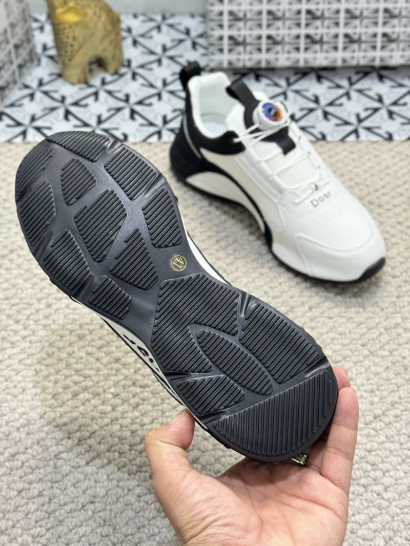 Fashionable Armxnx Sneakers 108816