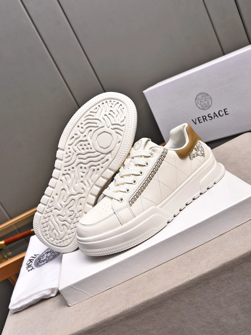 Gxvxnchy Sneakers Unique 154024