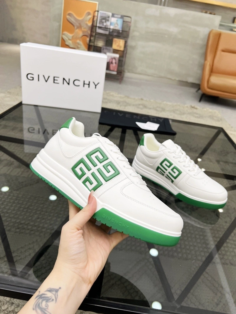 Gxvxnchy Sneakers Bright 154020