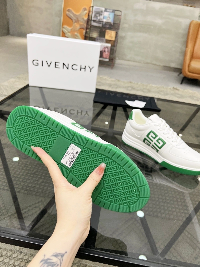 Gxvxnchy Sneakers Bright 154020