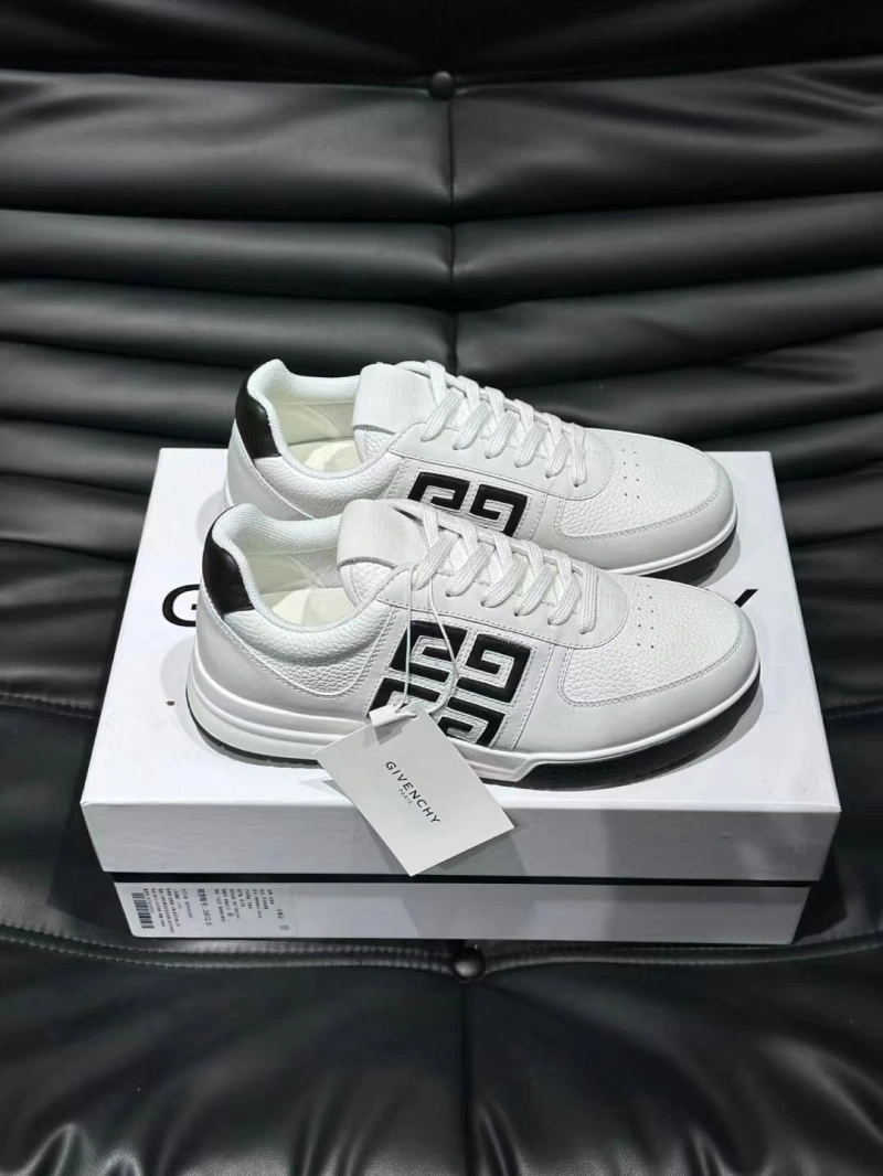 Gxvxnchy Sneakers Lightweight 154006