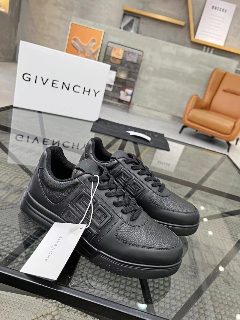 Gxvxnchy Sneakers Durable 154013