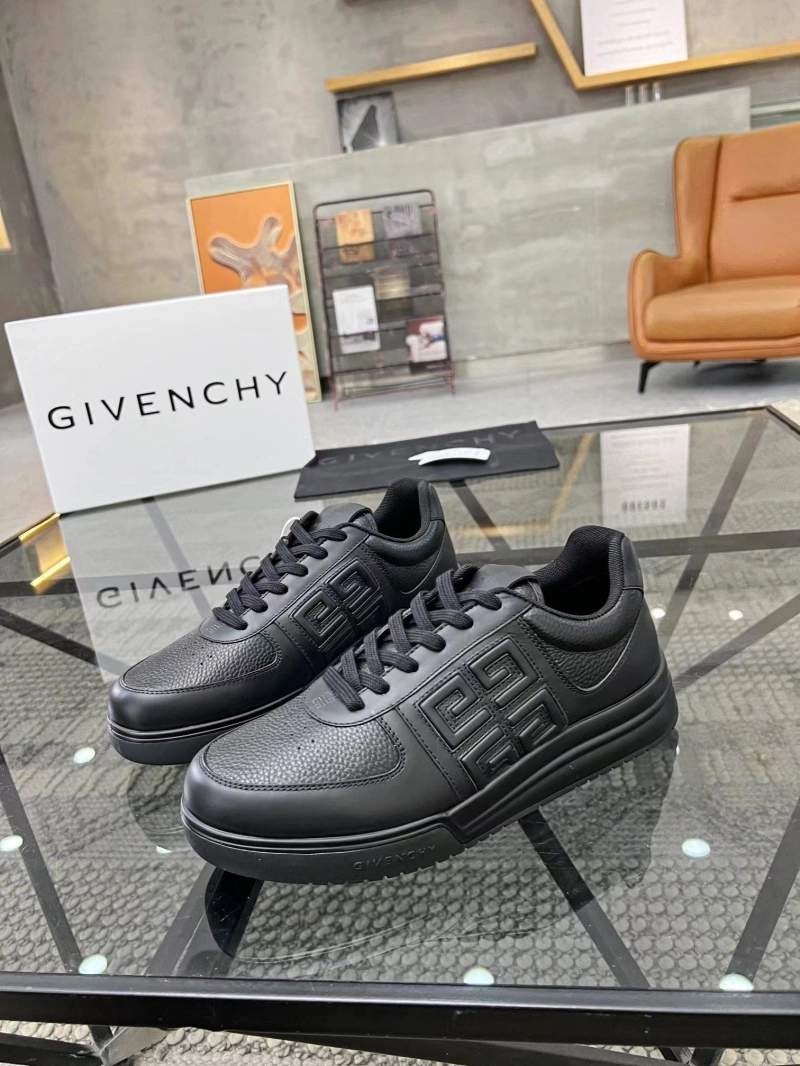 Gxvxnchy Sneakers Durable 154013