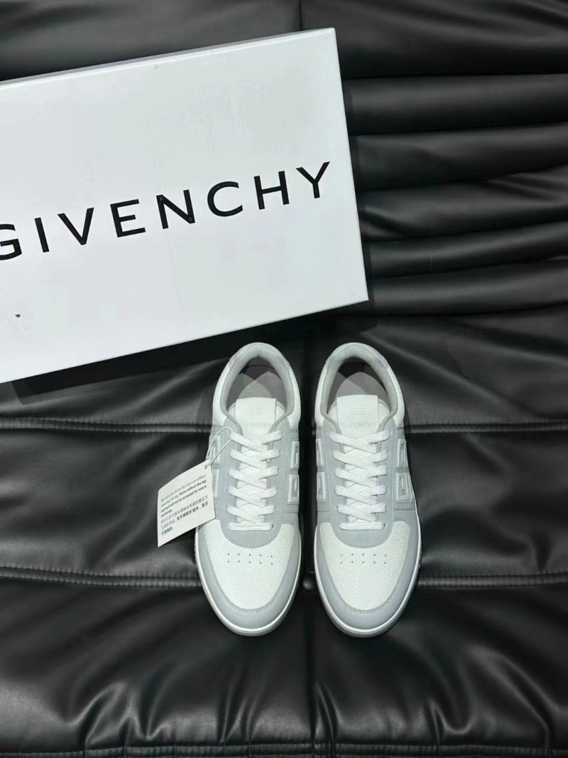 Modern Gxvxnchy Sneakers 154009