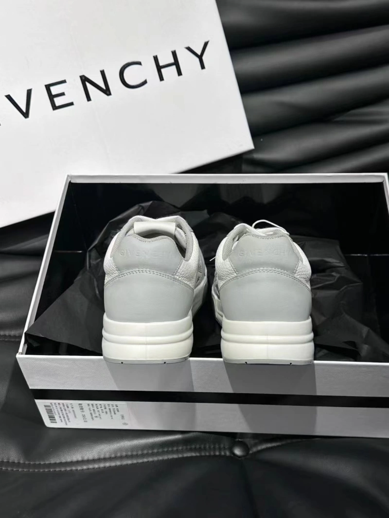 Modern Gxvxnchy Sneakers 154009