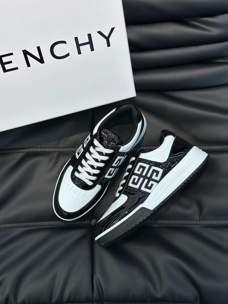 Fashionable Gxvxnchy Sneakers 154008