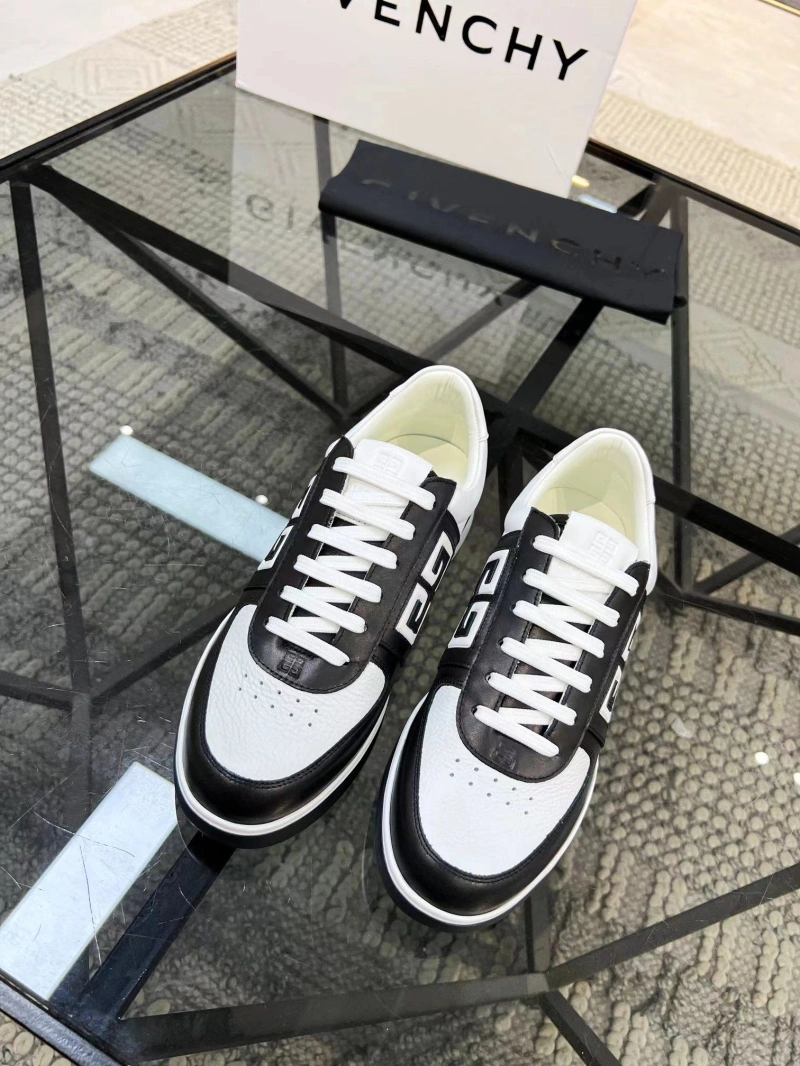 Gxvxnchy Sneakers Modern 154000