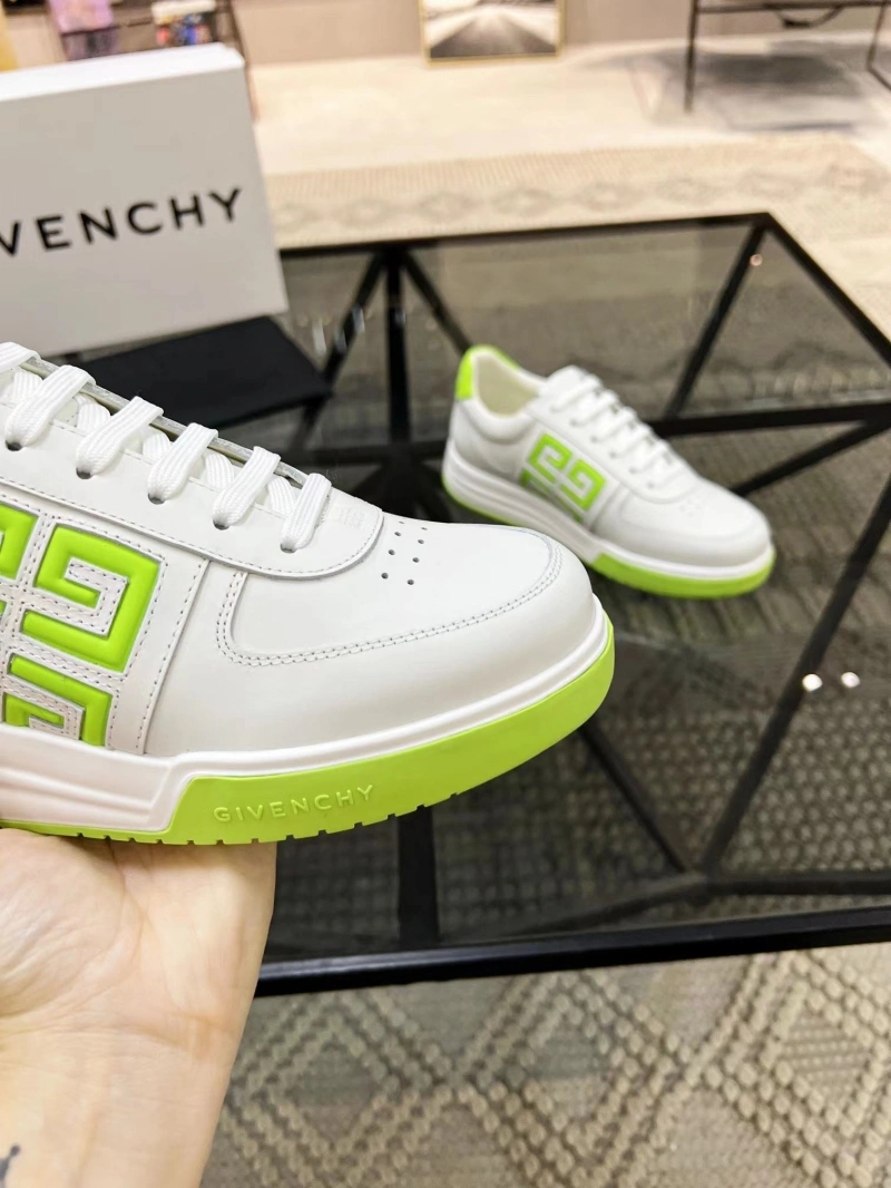 Gxvxnchy Sneakers Practical 153996