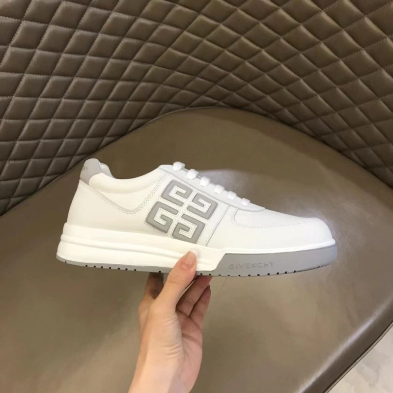 NewStyle Gxvxnchy Sneakers 153995