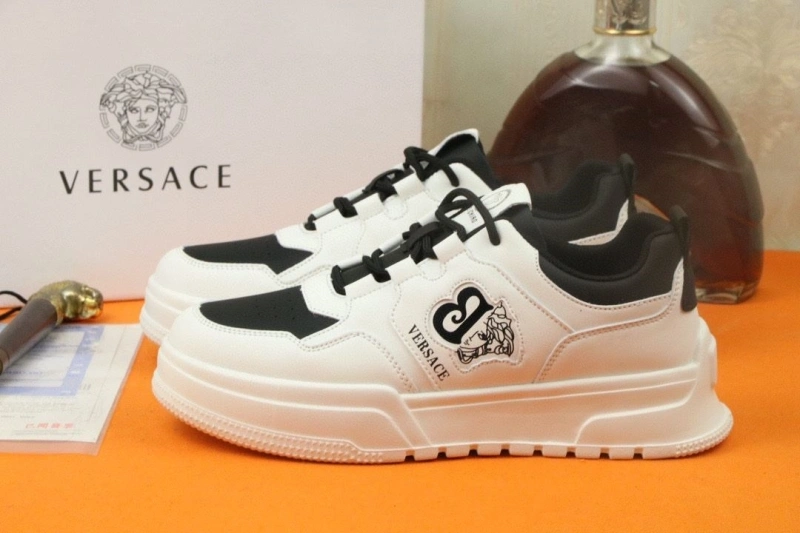 DailyWear Gxvxnchy Sneakers 153988