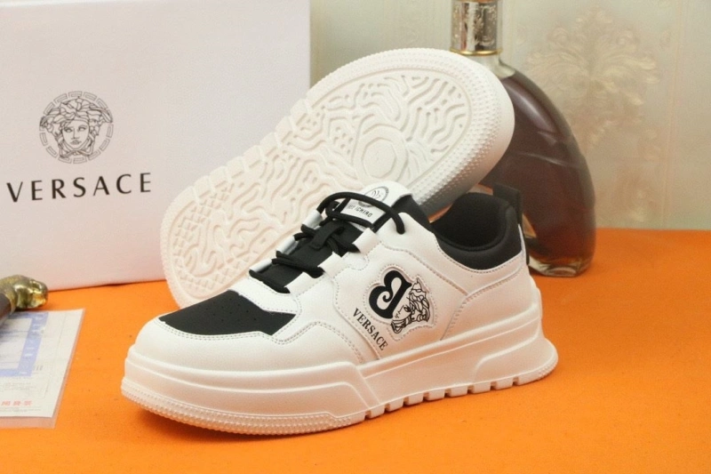 DailyWear Gxvxnchy Sneakers 153988