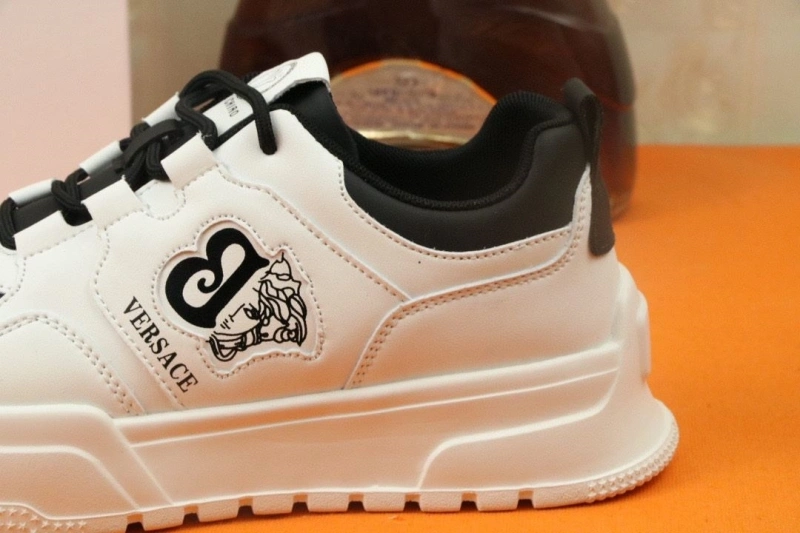 DailyWear Gxvxnchy Sneakers 153988
