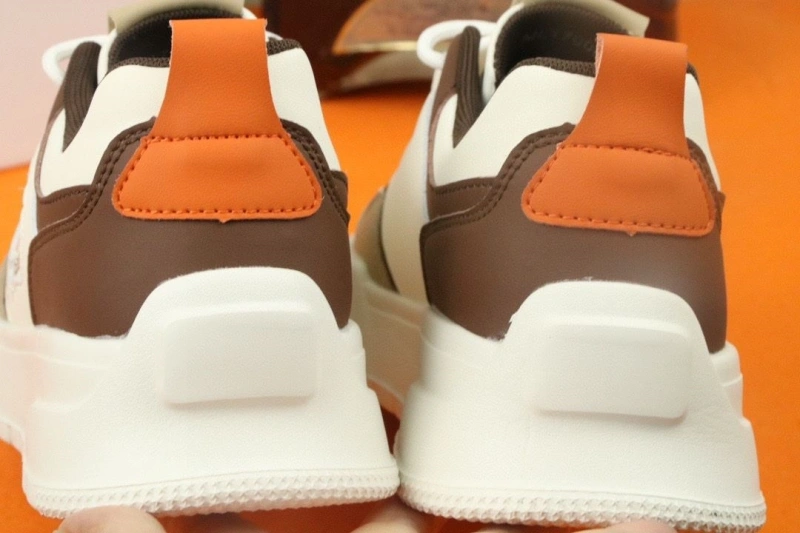 Gxvxnchy Sneakers Lightweight 153992