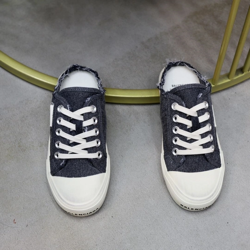 GoAnywhere Bxlxnciaga Sneakers 109970